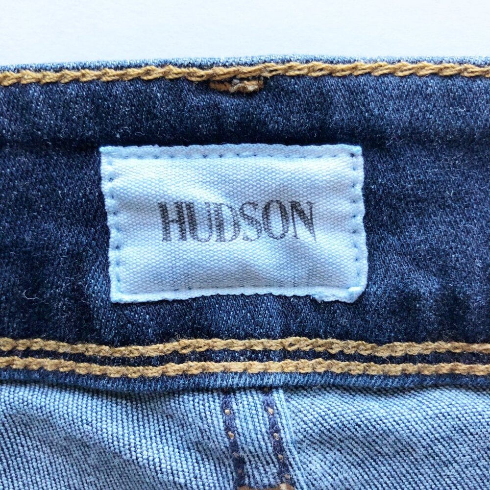 HUDSON Croxley Mid Thigh Dark Wash Rolled Hem Shorts Womens 26 - Picture 4 of 10